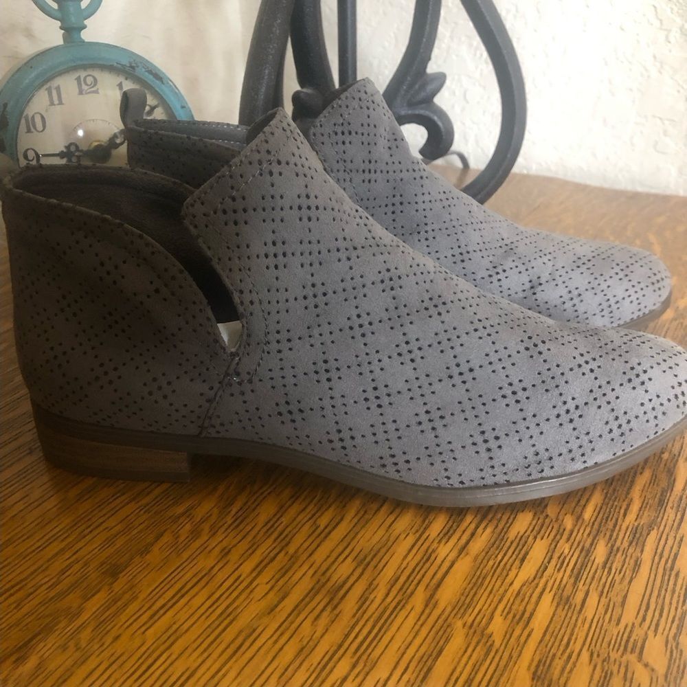 Dr. Scholl’s Be Energized Foam Technology Gray Booties Size 9M